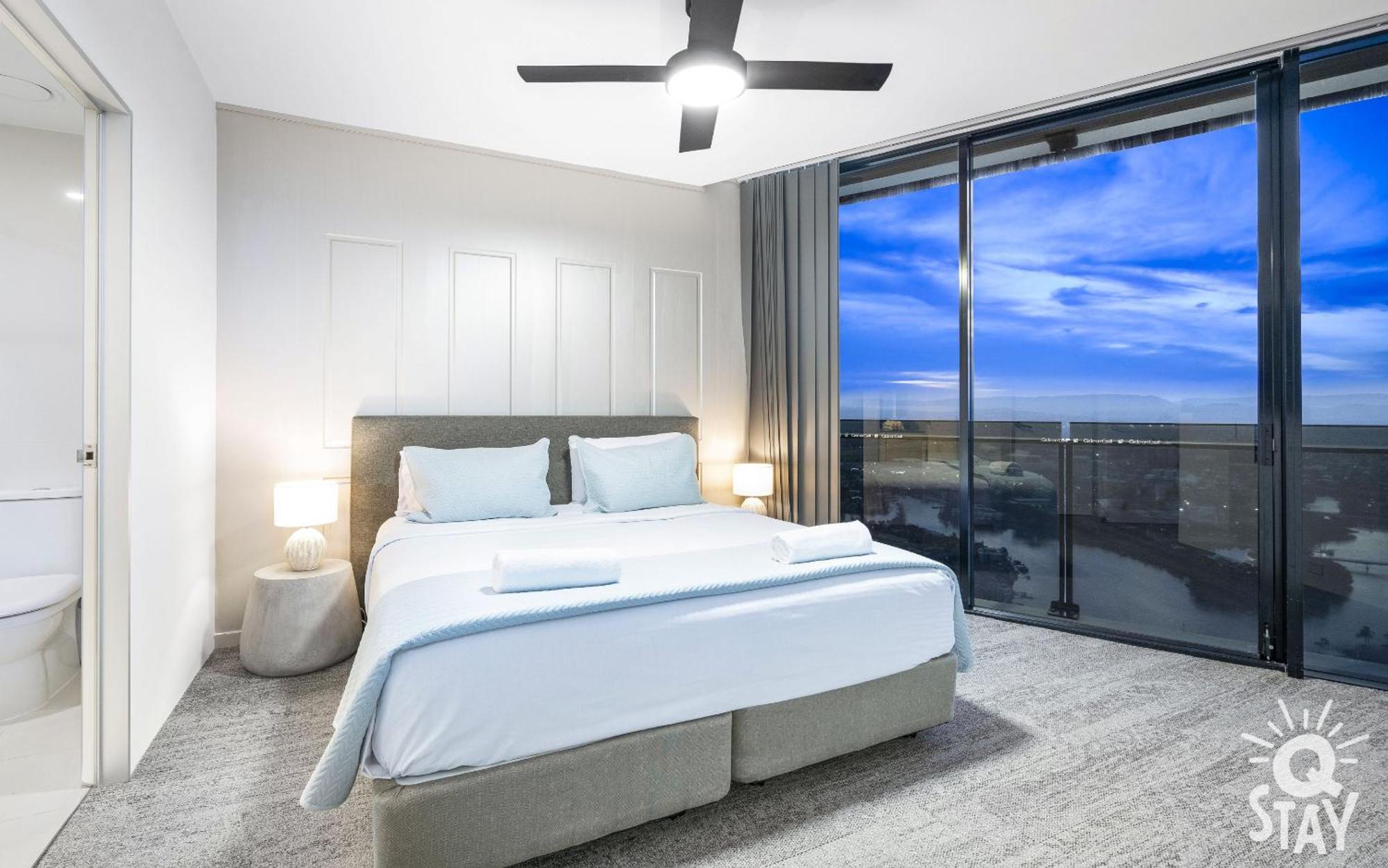 Circle On Cavill Surfers Paradise Mid Week Madness Deal - Q Stay غولد كوست المظهر الخارجي الصورة