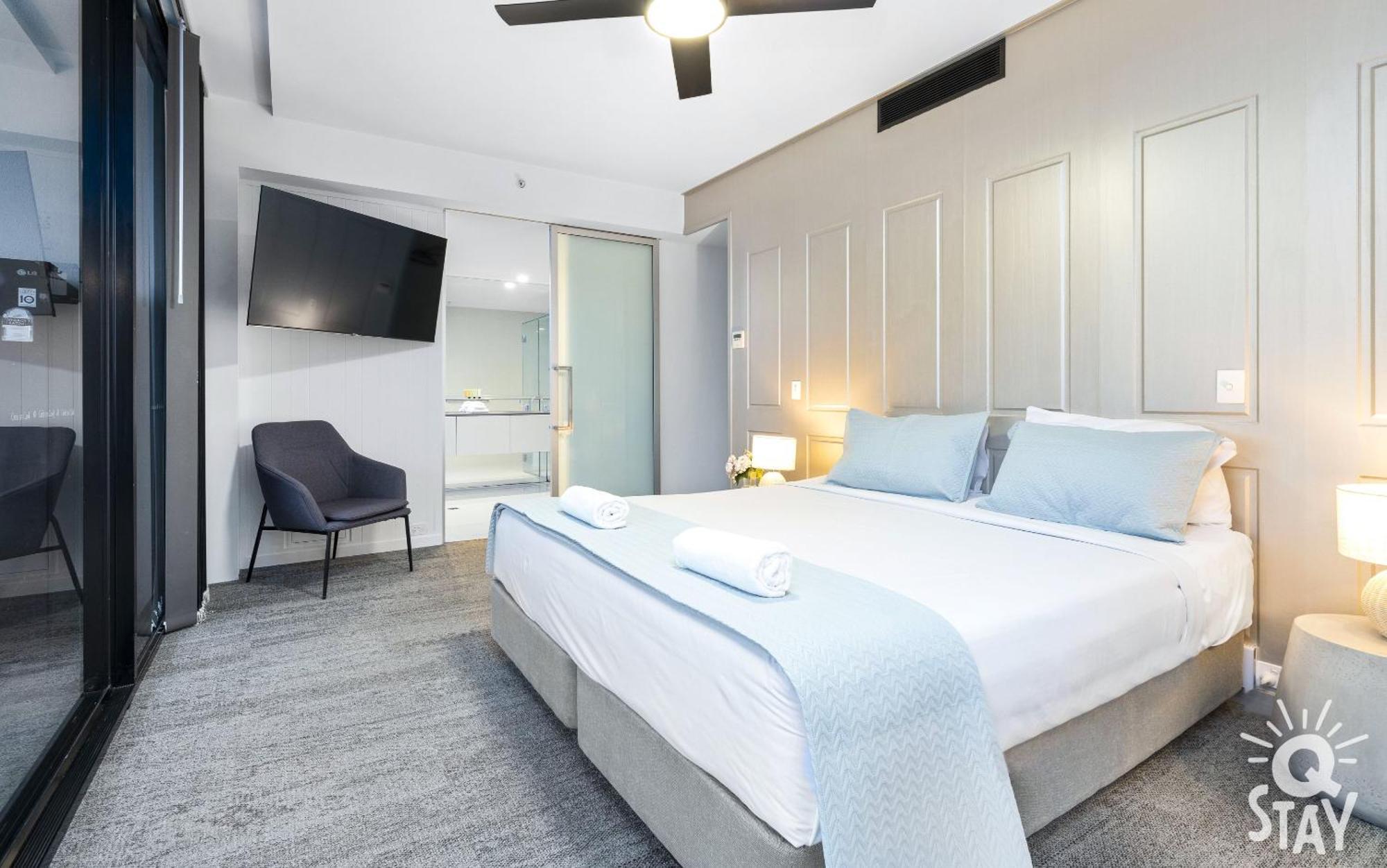 Circle On Cavill Surfers Paradise Mid Week Madness Deal - Q Stay غولد كوست المظهر الخارجي الصورة