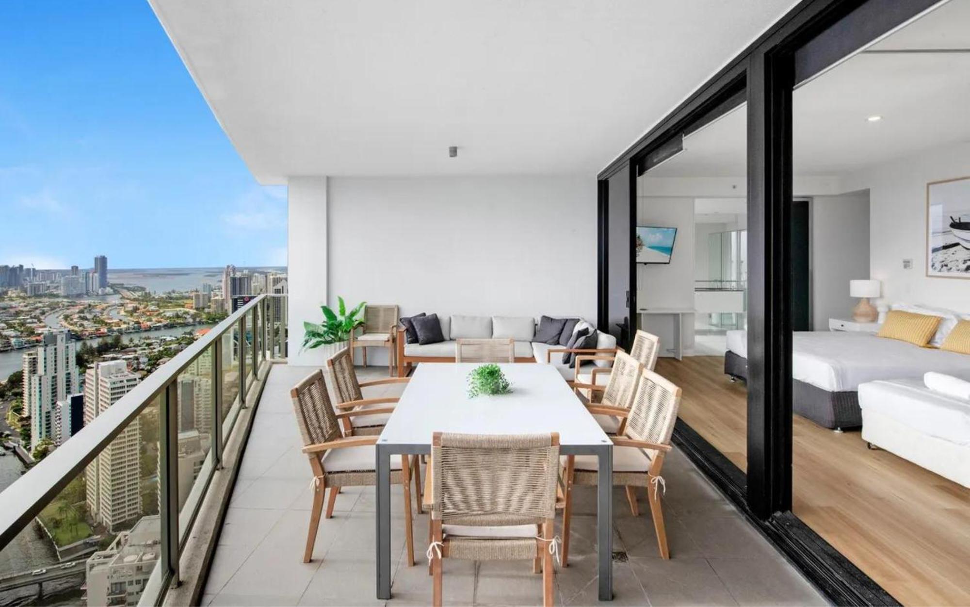 Circle On Cavill Surfers Paradise Mid Week Madness Deal - Q Stay غولد كوست المظهر الخارجي الصورة