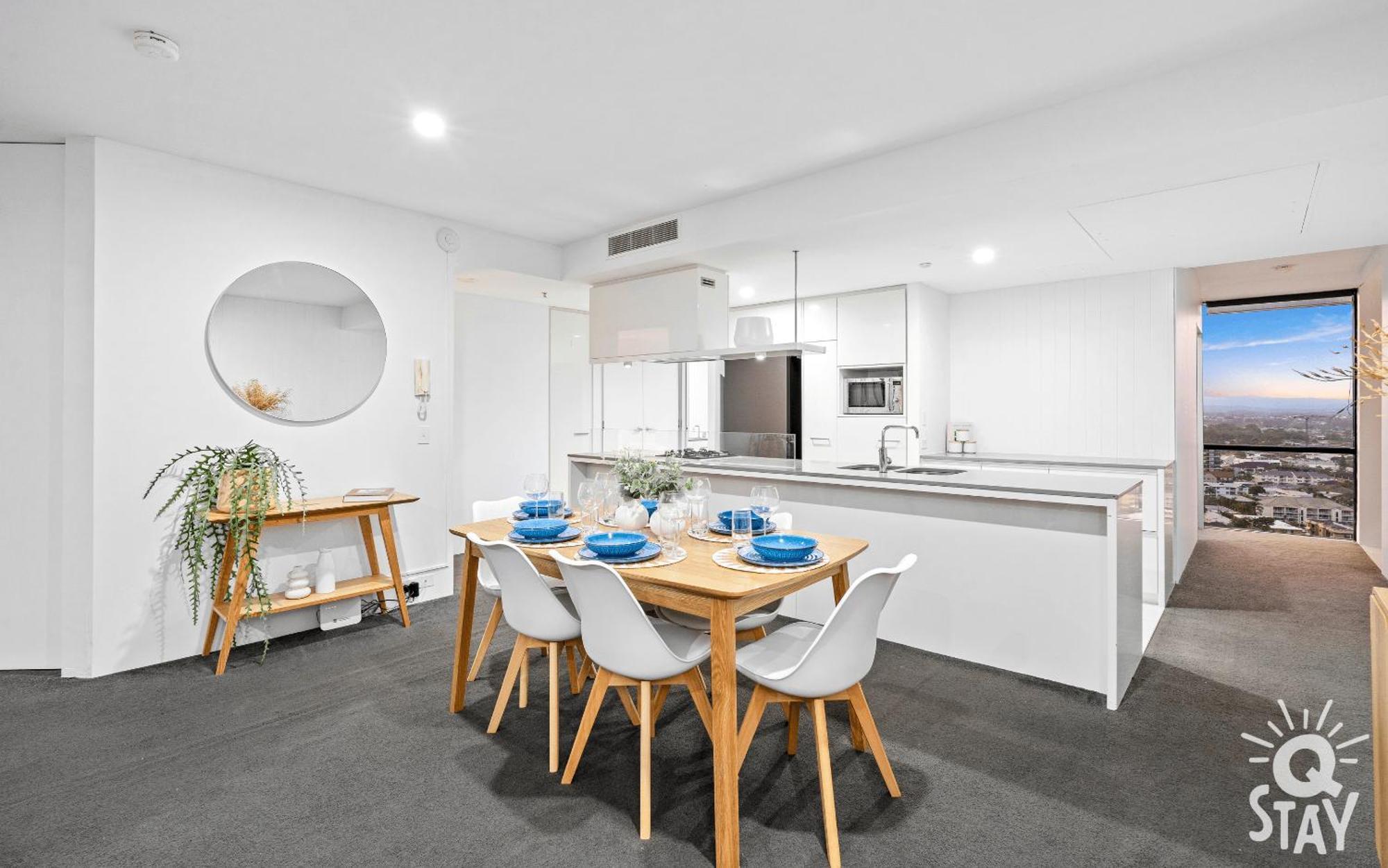 Circle On Cavill Surfers Paradise Mid Week Madness Deal - Q Stay غولد كوست المظهر الخارجي الصورة