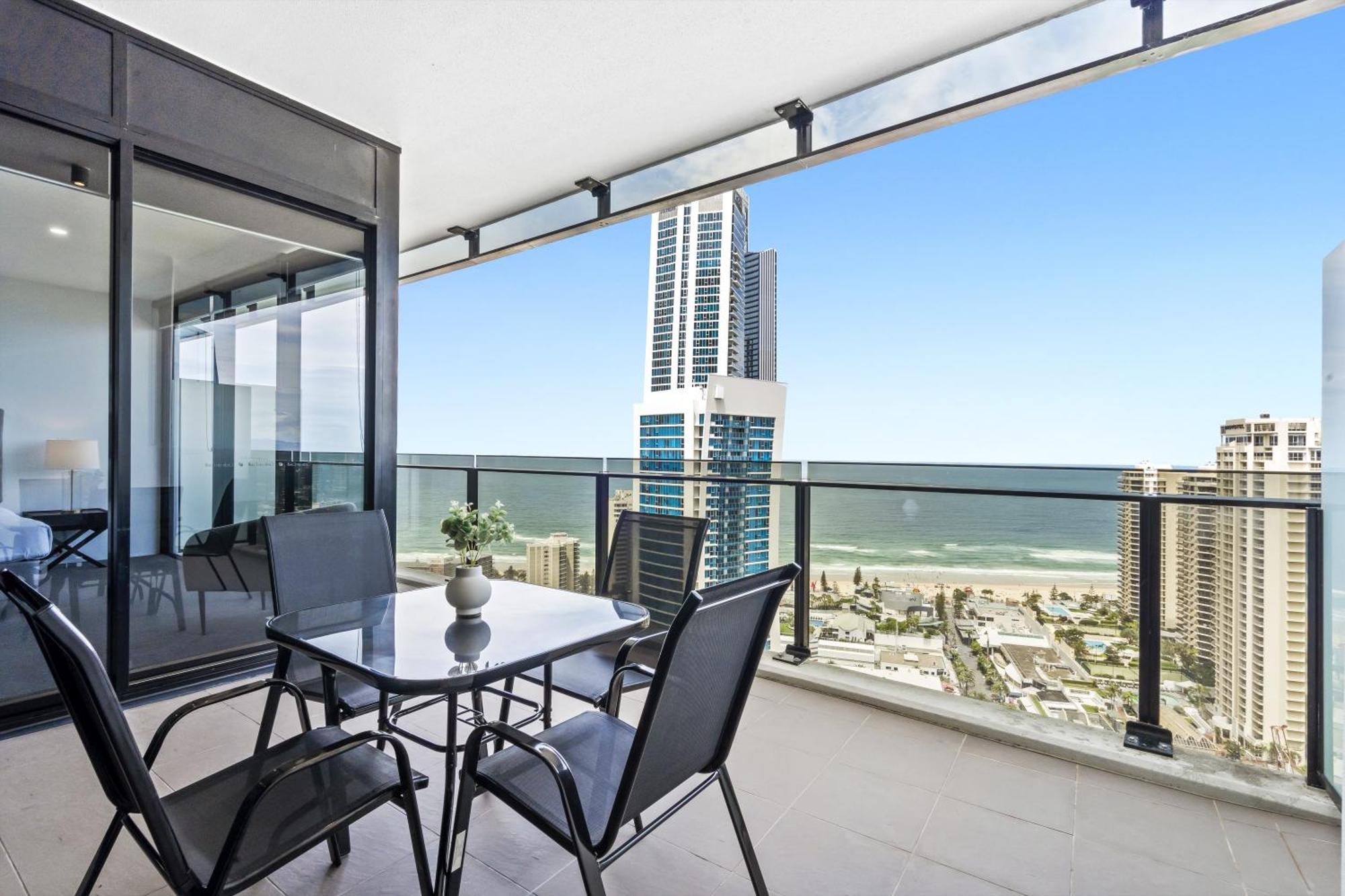 Circle On Cavill Surfers Paradise Mid Week Madness Deal - Q Stay غولد كوست المظهر الخارجي الصورة